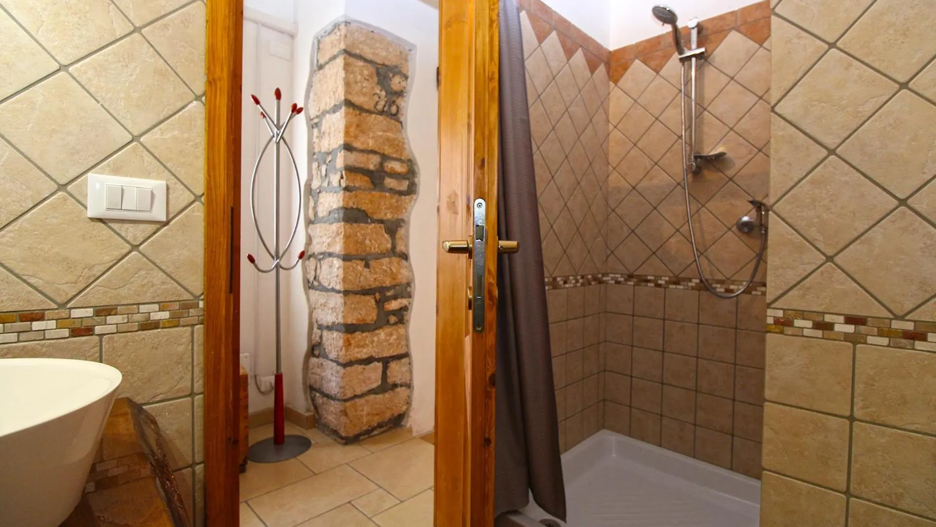 House Moreno 2374 Galizana 0*,  Croatia