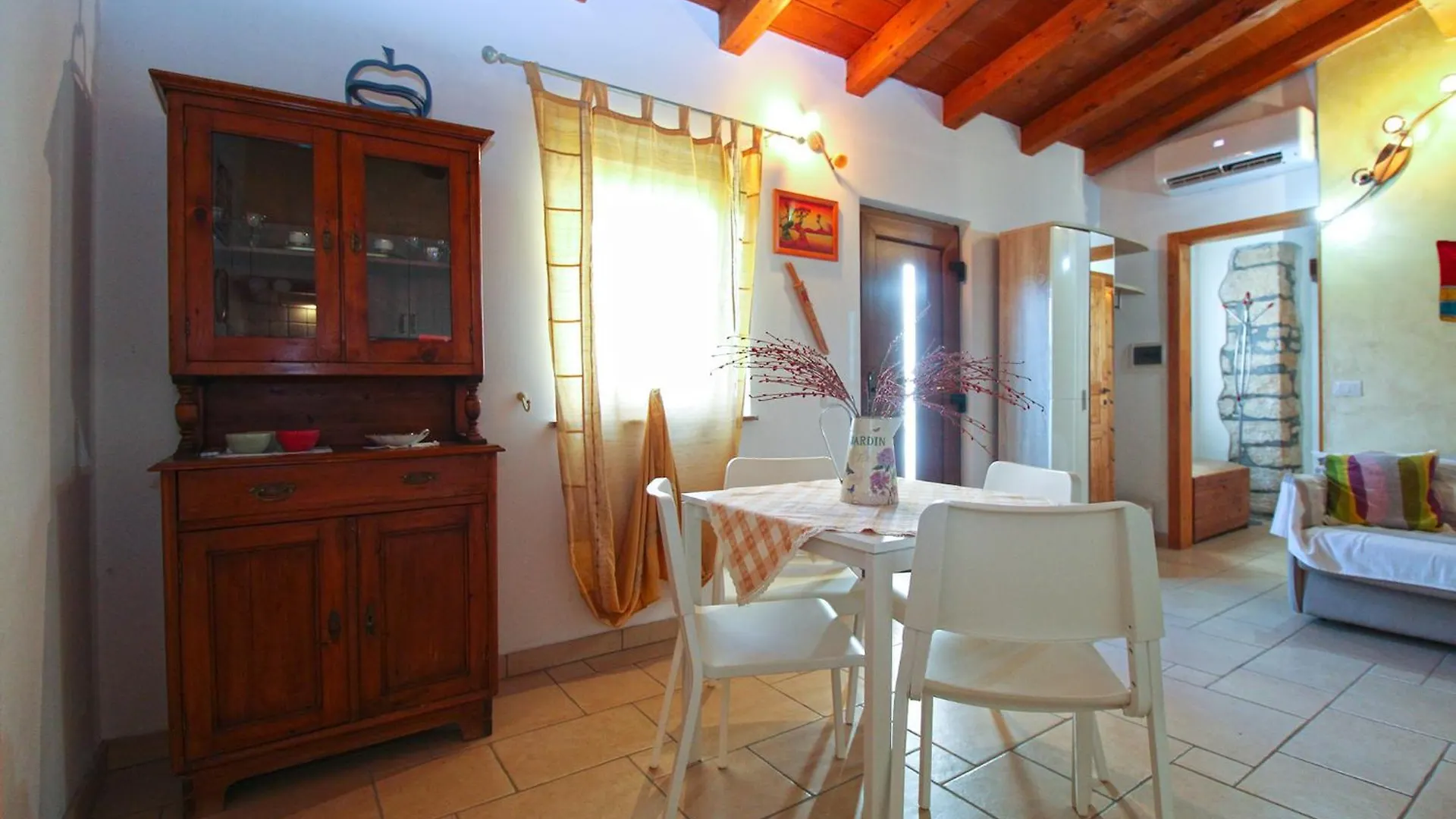 House Moreno 2374 Galizana
